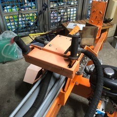 ゆ.ec】北海道旭川発 直接取引限定 ROCKMACHINERY 薪割り機 22t JF200