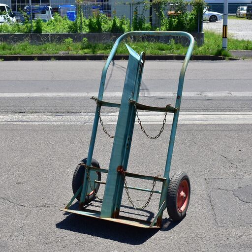 ≪yt1609ジ限≫ KAMIMARU/カミマル KSボンベ運搬車 KSコンパクト 仕切り板付き 現状品 ボンベカート/工業用運搬車/酸素/アセチレン/台車/ノーパンクタイヤ/溶接/DIY/工業用品 60608-06