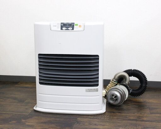 ≪ZU1047ジ≫ 通電OK トヨトミ 密閉式石油ストーブ FF-V4500 2015年製 ポット式・強制対流形 給排気筒付 動作未確認/現状品