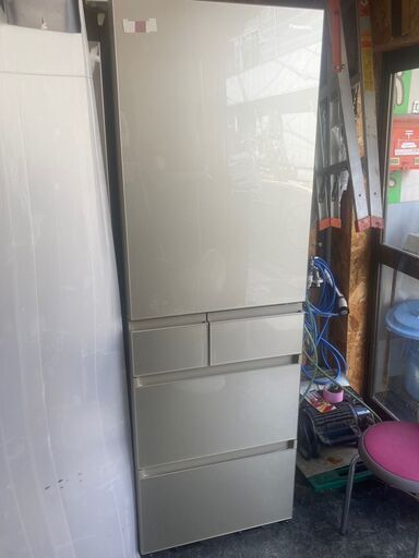 ☆中古￥68,000！Panasonic　450㍑5ドア冷蔵庫　家電　2021年製　NR-E457PX-N型　幅60㎝ｘ奥行70㎝ｘ高さ183㎝　【BI078】