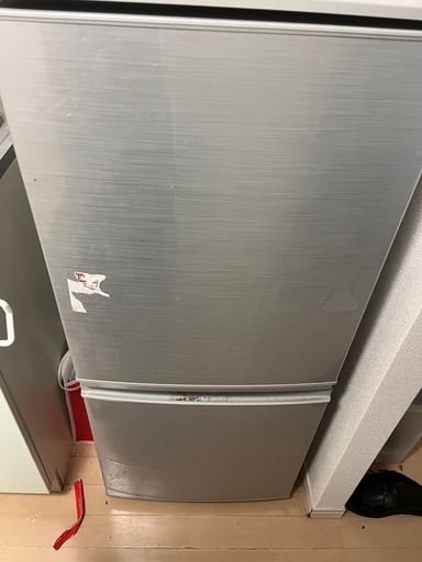 2021年製SHARP  冷蔵庫