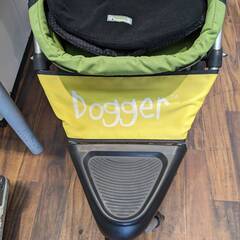 ドッグカート　ペットカート　Dogger　プレミアムカート　キャリア　ペット用品　  タイヤ空気抜けあり 散歩