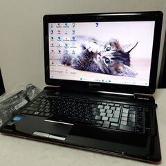 取引中です】TOSHIBA Qosmio 15インチ SSD カメラ Wi-Fi ブルーレイ