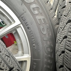 お取引中！200系ハイエースに！美品ホイール付きスタッドレスセット