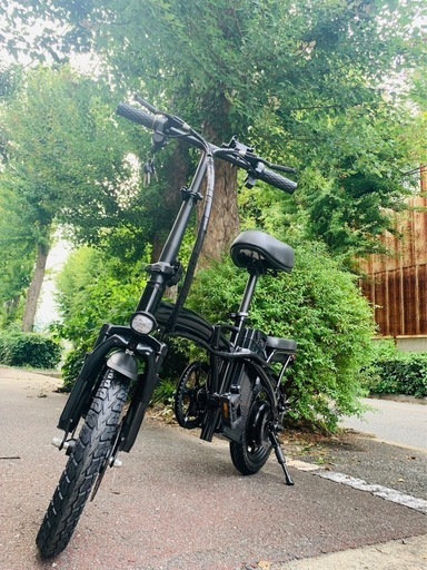 美品・新品電動自転車　折り畳み式　リミッターカット済み　アシスト可能　アイホン充電可能　直接受け取り