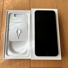 iPhone SE 第二世代 64GB SIMフリー 目立つ傷なし