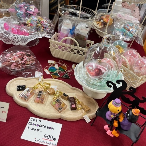 ハンドメイドアクセサリー、ハンドメイドパーツ、雑貨等キュンとくる品々♡