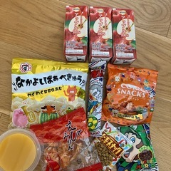 お菓子　ジュース　