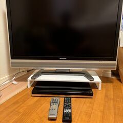 37型SHARPテレビ　ソニーBlu-ray HDDレコーダー 2TB テレビ台　三点セット