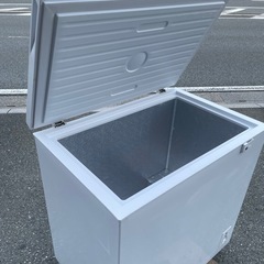 ■中古品 マックスゼン 冷凍ストッカー JF-200ML01WH 199L 2022年 鍵なし 動作問題なし■