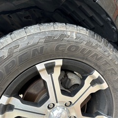 215/70の16インチ　　タイヤ・ホイール