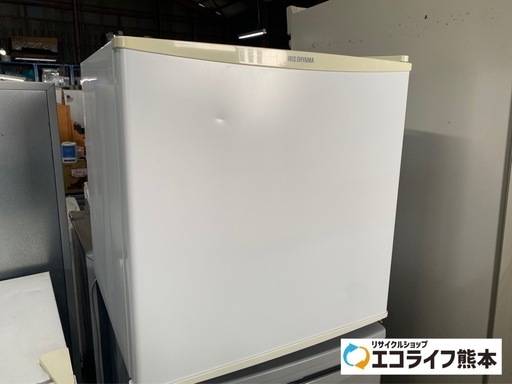 2017年製　アイリスオーヤマ　1ドア冷蔵庫　45L IRR-45-W
