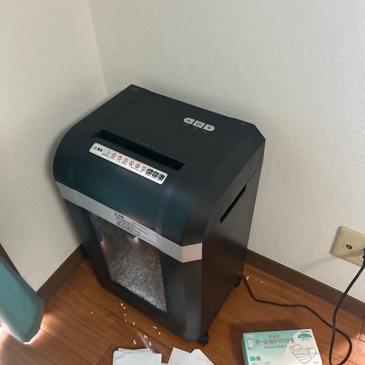 引き取り限定　シュレッダー