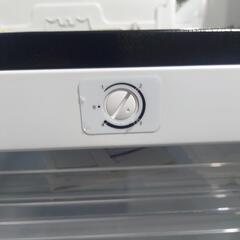 USED【MAXZEN】家庭用冷凍庫 64L 取説付