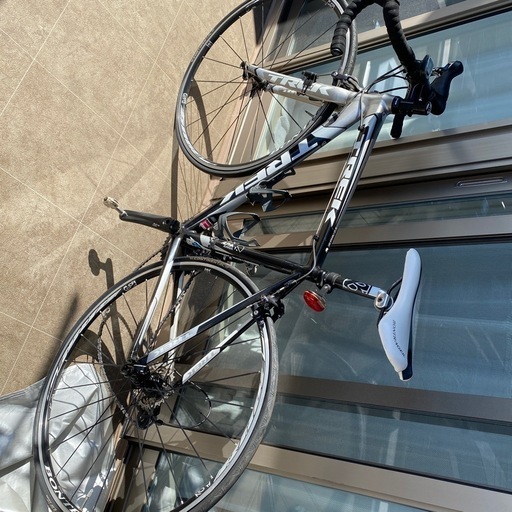 TREKロードバイク