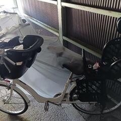 Virgo (ヴァルゴ)　24インチと26インチ　子供乗せ前後用　ママチャリ白　３段変速機付き