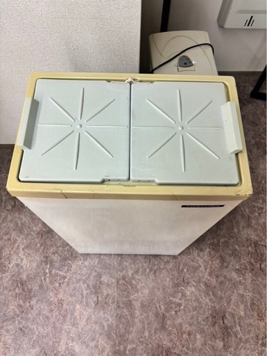 業務用冷凍庫　アイスクリーム用　引き戸