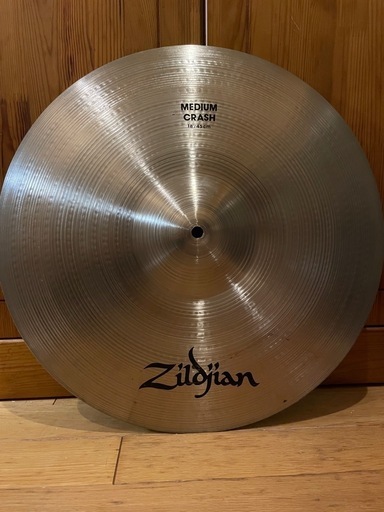 打楽器、ドラム Zildjian MEDIUM CRASH 18\\