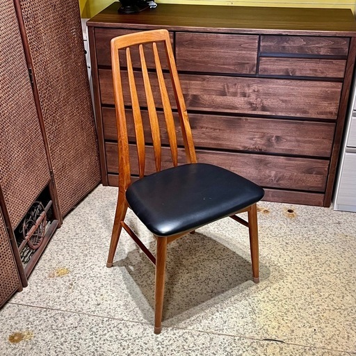 【池上店】[複数購入で割り引き] Niels Koefoed チーク材 北欧 デンマーク ハイバックチェア ヴィンテージ ダイニング チェア 椅子 イス 検)　\