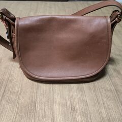 COACH ショルダーバッグ ブラウンとバーバリー折り畳み傘おまけ