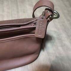 COACH ショルダーバッグ ブラウンとバーバリー折り畳み傘おまけ