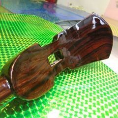 限定特価　B1現品販売　24.000円　沖縄三線紫檀棹　スンチー塗　自作で良い音希求 限定特価 B1現品販売 24.000円 沖縄三線紫檀棹 スンチー塗 自作で良い