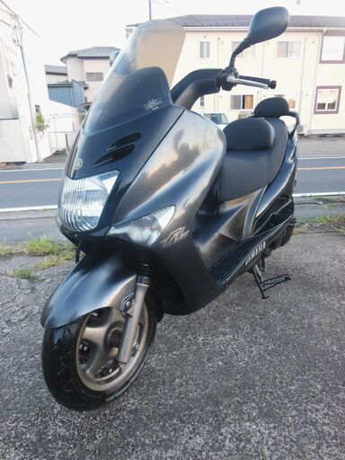 YAMAHA マジェスティ125 FI　セル始動 電球類やオイル交換他 基礎整備済 タンクやポンプもお金かけ交換済 綺麗に仕上げた　すぐ乗り出せる車両です コマジェ　マジェスティー