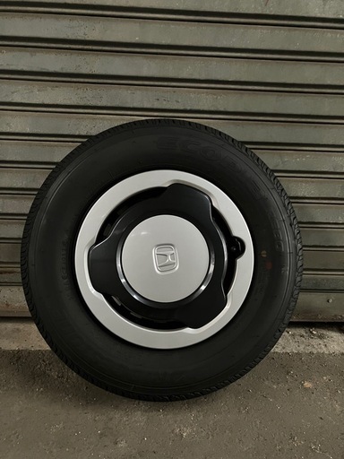 N-VAN 新車外し　タイヤ　ホイール　キャップ付き