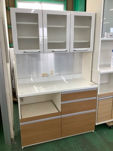 家具ならトレファク吉川店！！ Pamouna　レンジボード  ホワイト×ブラウン