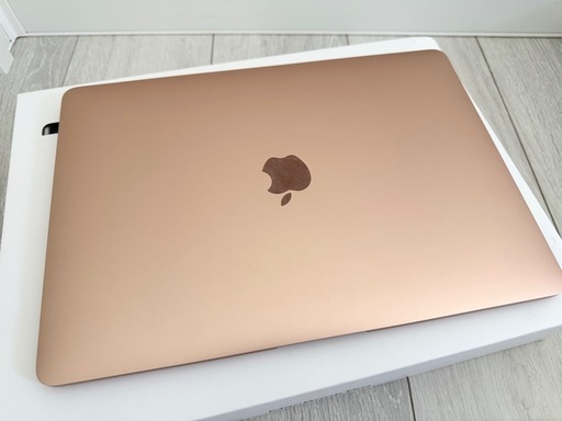 【美品】MacBook Air (Retina, 13-inch, 2020)