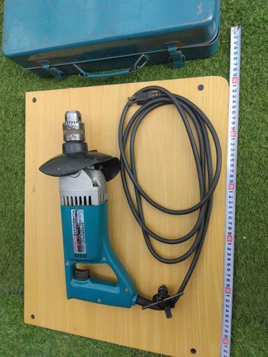ダイヤコア震動ドリル　モデル8406　マキタ　makita  無段変速　電動ドリル　中古