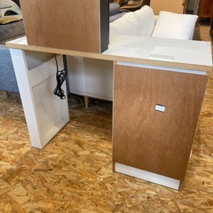 ☆最大40％OFFセール開催☆ 9/22.23.,24 9/28.29Pamouna ドレッサー 白基調 ホワイト パモウナ　鏡台