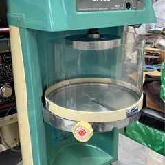 セール ‼️　業務用 電動 かき氷機 スワン Swan SI-100