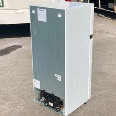 札幌市★ ハイセンス 23年製 2ドア冷凍冷蔵庫 120L◆ HR-B12HW 右開き 小型 単身 Hisense