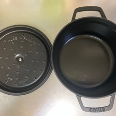 Staub ストウブ ココットラウンド 22cm ブラック
