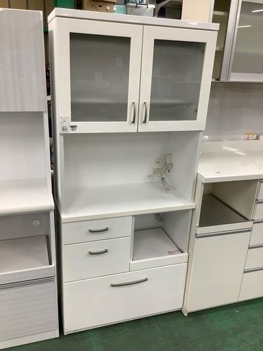 家具ならトレファク吉川店！！ レンジボード2枚扉　ホワイト