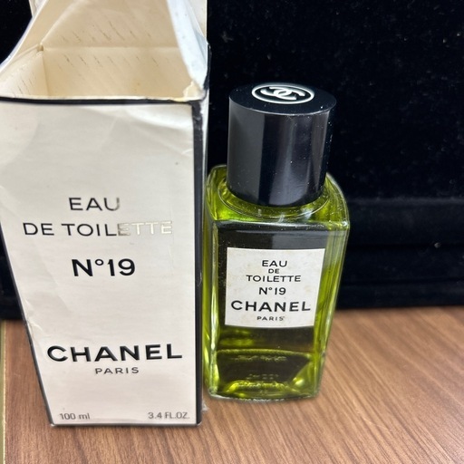 【CHANEL】19番