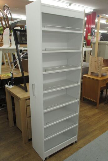 R081 隙間家具、スリム隙間家具、8段、一つ方向キャスター付、幅60cm Used・キレイ