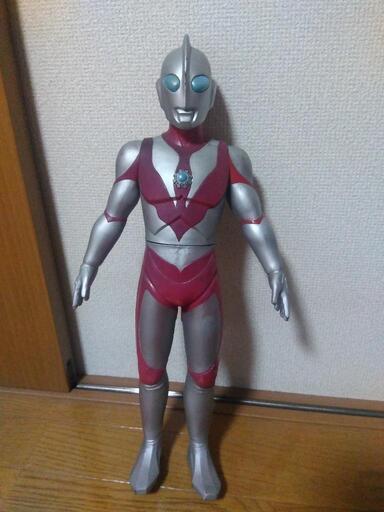 ウルトラマン　パワード　フィギュア