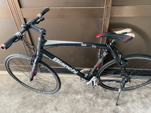 超美品　bianchi camaleonte sport due ビアンキ　カメレオンテ　  クロスバイク　ロードバイク　スポーツバイク　自転車