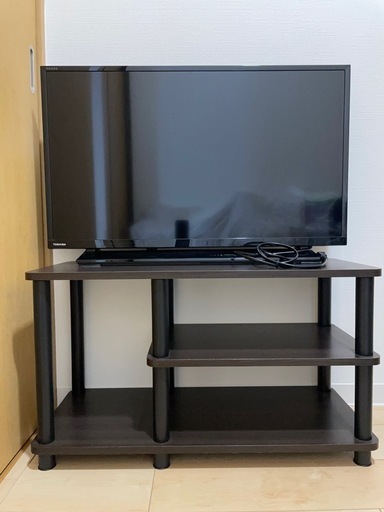 液晶テレビ(テレビ台付けます):TOSHIBA  REGZA 32インチ