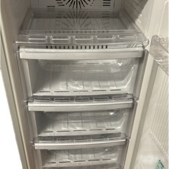 三菱電機 MITSUBISHI ELECTRIC MF-U12Y-S [冷凍庫 （121L・右開き） シルバー]