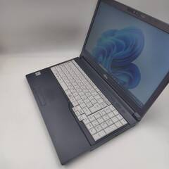 2021年式 富士通 第10世代Core i5 SSD256G搭載 メモリ8G CD/DVD 大