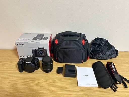 【美品】Canon EOS Kiss X10 デジタル一眼レフカメラ 付属品多数