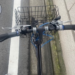 【購入者募集中】クロスバイク　700c　カゴ、鍵、ライト 付き　