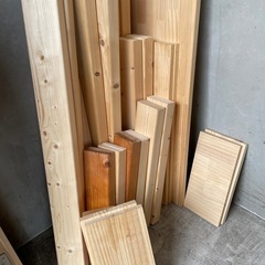 【無料】木材 2×4 DIY