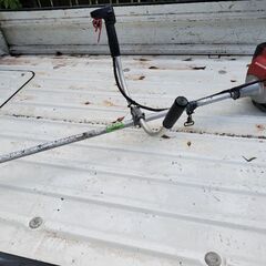 超小型軽量4ストロークエンジンGX22&31搭載の刈払機 刈丸4 UMK422