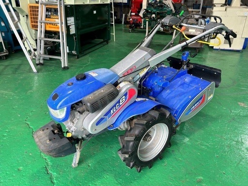歩行型トラクター\n