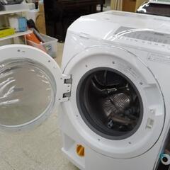 HITACHI ドラム式洗濯機 22年製 11/6kg ※糸くずフィルターのフタ欠品、左側へこみあり TJ7368 HITACHI ドラム式洗濯機 22年製 11/6kg ※糸くずフィルターのフタ