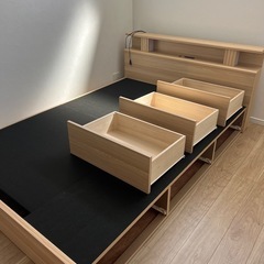 取引中 ベッドフレーム